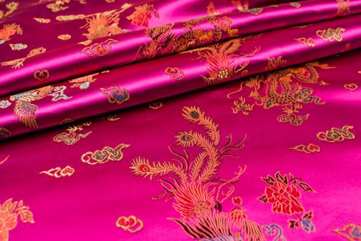 Jacquard-Satin - Chinesische Drachen und Pfauen - Pink 